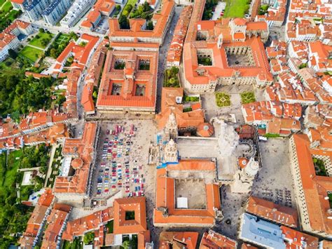 Premium Photo The Cathedral Of Santiago De Compostela Aerial