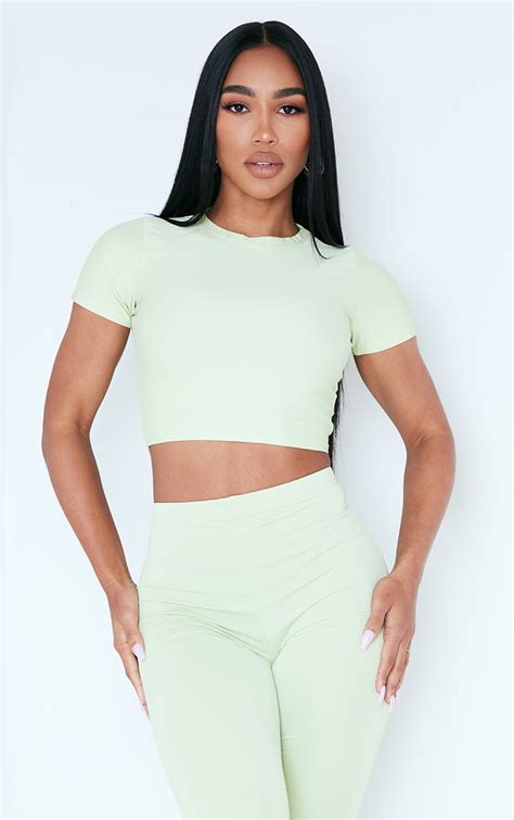 Pastel Green Matte Slinky Short Sleeve Crop Top Prettylittlething