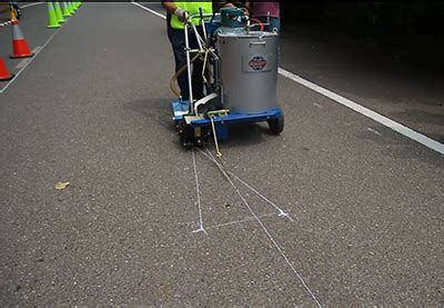 How To Mark Arrows Or Other Sorts Of Traffic Markings On Roads