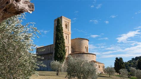 Qui Maremma Toscana Artenatura 2023 La Terra Del Brunello