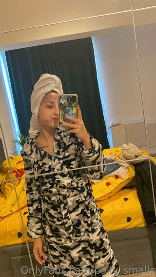 Polly Smalls Pollypringlesmalls Nude OnlyFans NudoStar TV