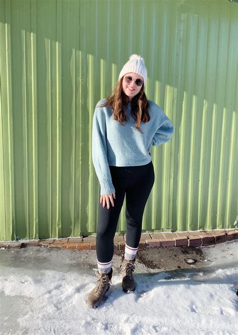 Knit Blue Sweater Outfit Styling - Brianna Marie Lifestyle