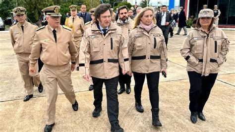 El Presidente Milei Recibi Al Buque Cutter James De La Guardia Costera