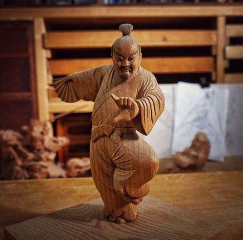 Пин от пользователя виктор о на доске нецке | Резьба по дереву, Дерево ...