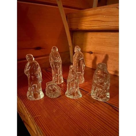 Silvestri Holiday Vintagesilvestri Glass 6 Piece Nativity Set