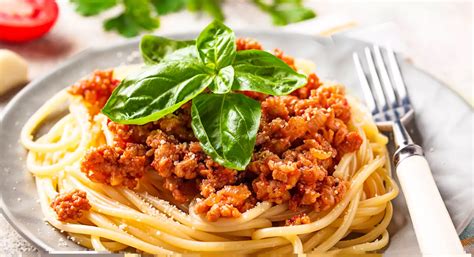Спагетти Болоньезе с Хайбиф фаршем – Hi-Food