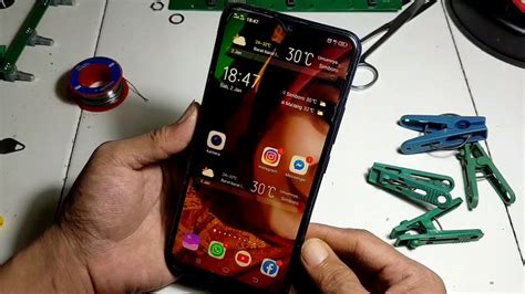 Vivo Y Mati Total Setelah Tercebur Kena Air Layar Lcd Hp Terangkat