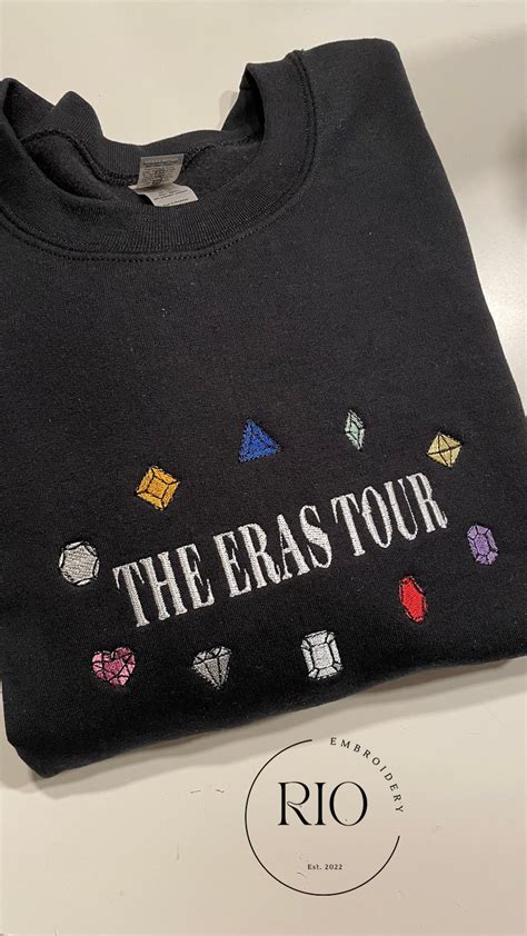 Eras Embroidered Crewneck Queen