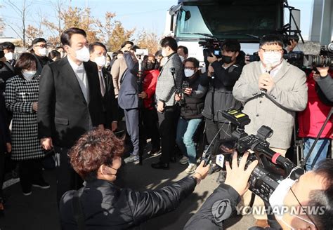 완주군 수소특화 국가산업단지 찾은 윤석열 연합뉴스