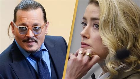 People Notice Johnny Depp Didnt Look At Amber Heard Once During Entire