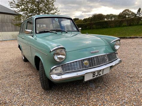 Ford Anglia 1200 Deluxe A Classic Car Show Classic Cars Ford Anglia