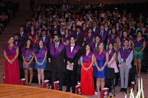 Graduada La Primera Promoci N De Farmac Uticos De La Uclm Uclmtv