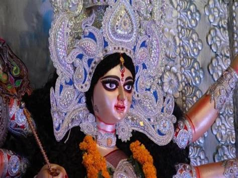 Navratri 2021 Know About Nine Colours Of Goddess Durga And Their