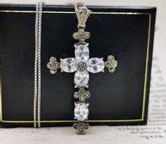 CROSS CRUCIFIX JEWELRY