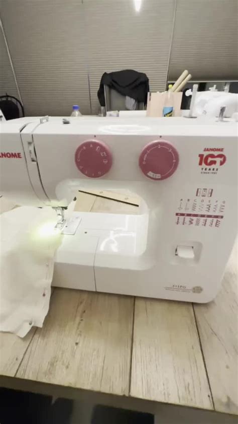 M Quina De Coser Recta Janome Edici N Aniversario Pg Portable Blanca