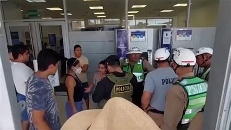 Video Piura Delincuentes Asaltan A Empresaria Al Interior De Banco