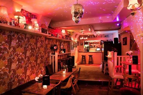 Simmons Bar London Nightlife Review 10best Experts And Tourist Reviews