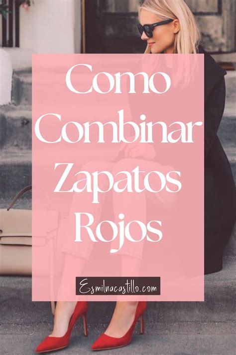 A Woman Sitting On Steps With The Words Como Combinar Zapatos Rojos