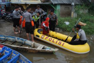 Banjir Di Baleendah Bandung Datatempo