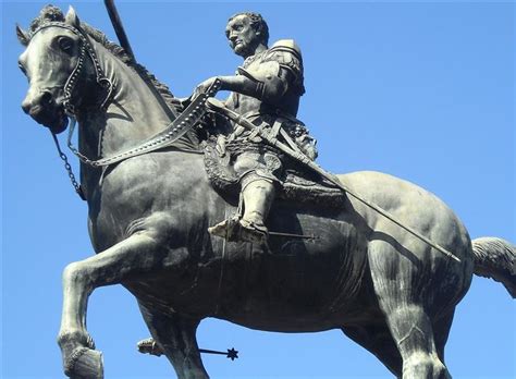 Equestrian Statue Of Gattamelata At Padua Donatello Em