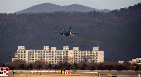 Osans F 16s Takeoff At Daegu 7th Air Force News