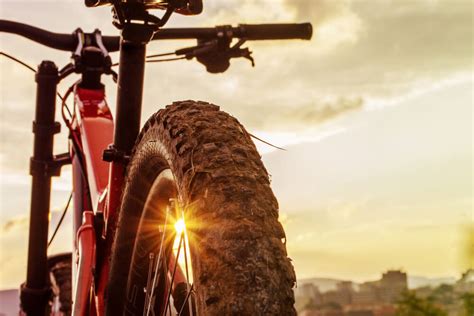 Jak działa składanie roweru enduro na zamówienie