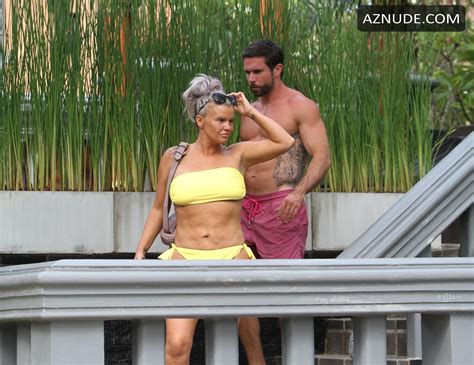 Kerry Katona Sexy With Boyfriend Ryan Mahoney At Their Luxury Ammatara