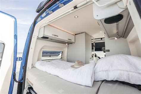 Hymer Free S Blue Evolution Un Fourgon Haut En Couleur Van Life