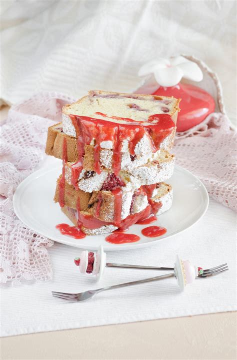 Plumcake Con Fragole E Mascarpone Senza Lattosio Zucchero E Dolci Magie