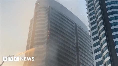 Centaurus Mall Fire Smoke Rises From Shopping Mall In Pakistan Bbc News