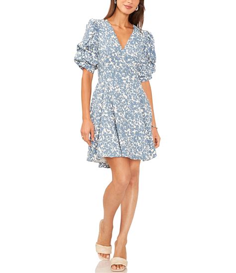 1 State Leaf Cascade Print Short Puffed Sleeve V Neck Luxe Crepe De