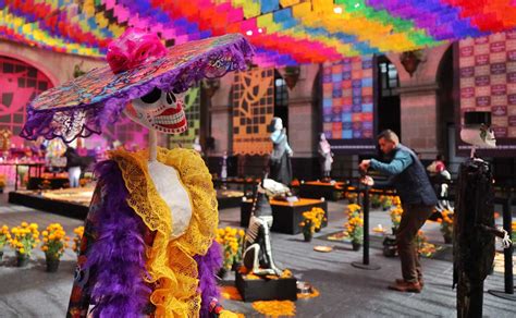 Visita la MEGA Ofrenda Monumental de Día de Muertos en Toluca Es enorme