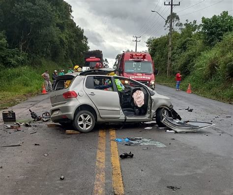 Fotos Homem Morre Em Grave Acidente De Tr Nsito Em Rodovia Do Vale Do