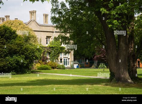 Cherry Hinton Hall Cambridge Hi Res Stock Photography And Images Alamy