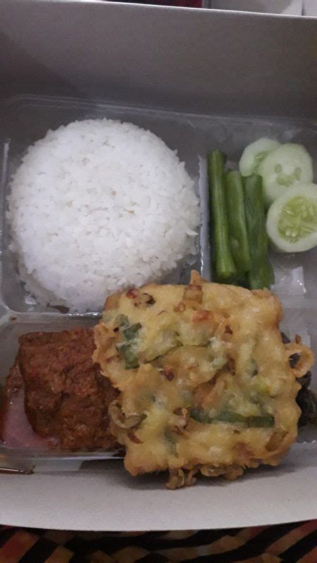 Nasi Box Rendang Sedang