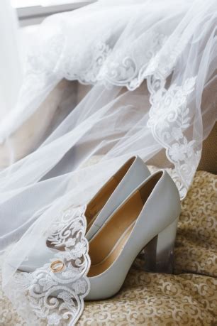 Туфли невеста в популярном пыльно-голубом цвете - The-wedding.ru