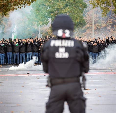 Polizei Zieht Durchwachsene Bilanz Nach Niedersachsen Derby WELT