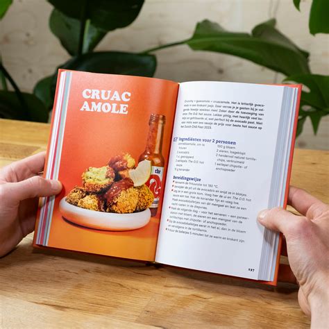 HOT SAUCE De Hete Sauzenbijbel Met 40 Pittige Recepten Heatsupply