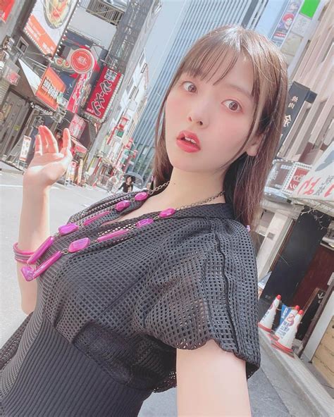 上坂すみれさんのインスタグラム写真 上坂すみれinstagram「げつようび〜！ たまにはお昼前に更新してみます！おはようございます