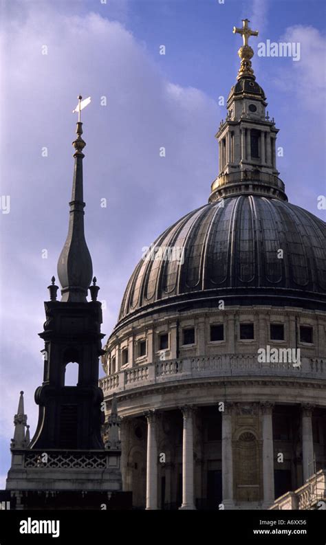 St Paul's Dome Stock Photo - Alamy