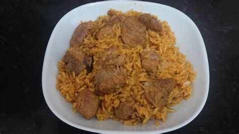 Arroz Amarillo Con Cerdo O Arroz Con Carne De Puerco Cocinando Con Ivan