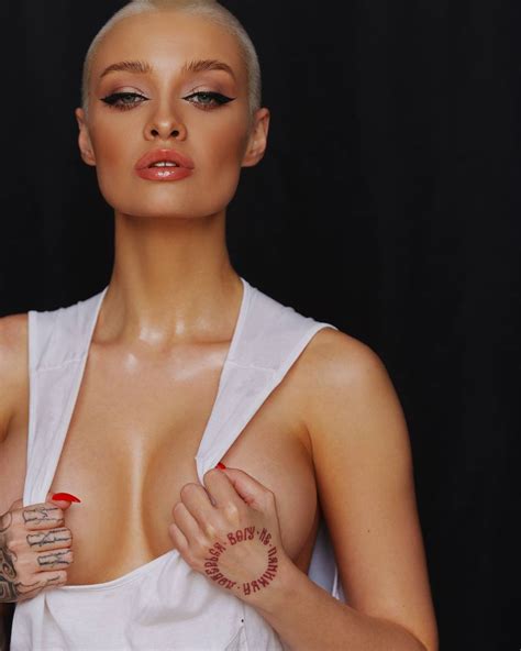 Анастасия Хамраева Слив фото onlyfans Farruhhhamraeva nude видео