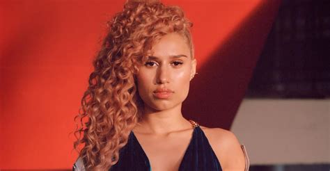 RAYE is going to be a star on her own terms | The FADER