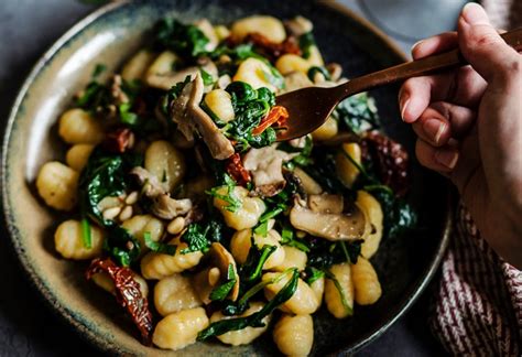 Gnocchi Aux Pinards Et Tomates Confites Chefnini