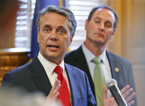 Kansas governor concedes, says he will endorse GOP nominee – Urban News