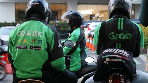 Grab Vs Gojek Mana Yang Lebih Baik Review Lengkap