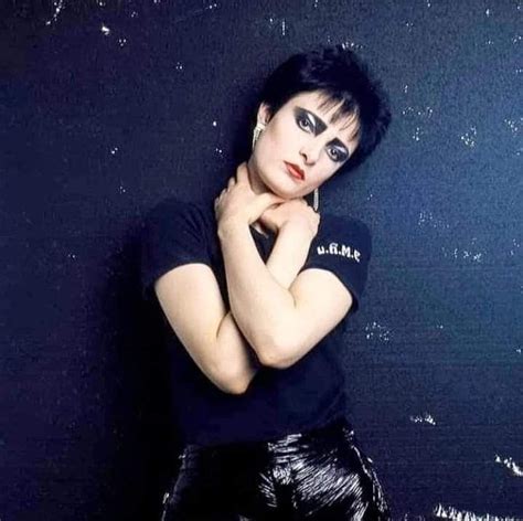 Pin By Ehne On Siouxsie The Banshees In Goth Bands Gothic