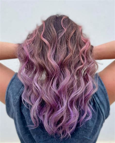 10 Inspirasi Warna Rambut Pink Ungu Pinhome