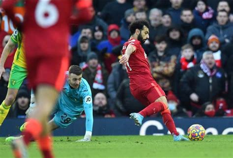 محمد صلاح يتصدر التشكيل المثالي للجولة الـ 26 في الدوري الإنجليزي