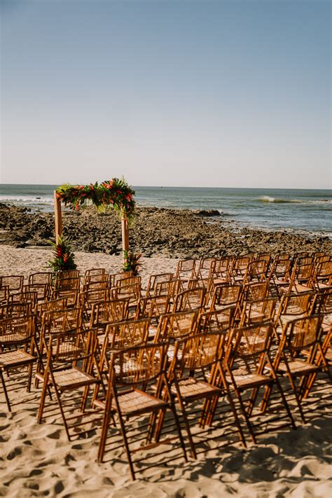 Dance Party Meets "Pura Vida" At This Cala Luna Boutique Hotel Wedding ...